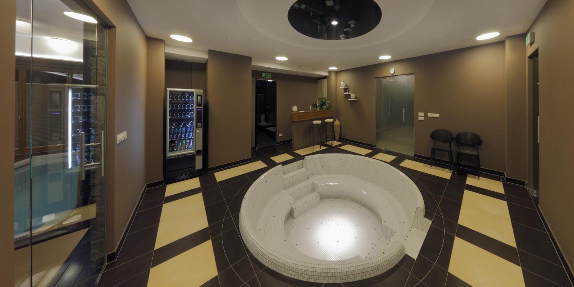 Esmarin Wellness Hotel Mníšek pod Brdy Bagian luar foto