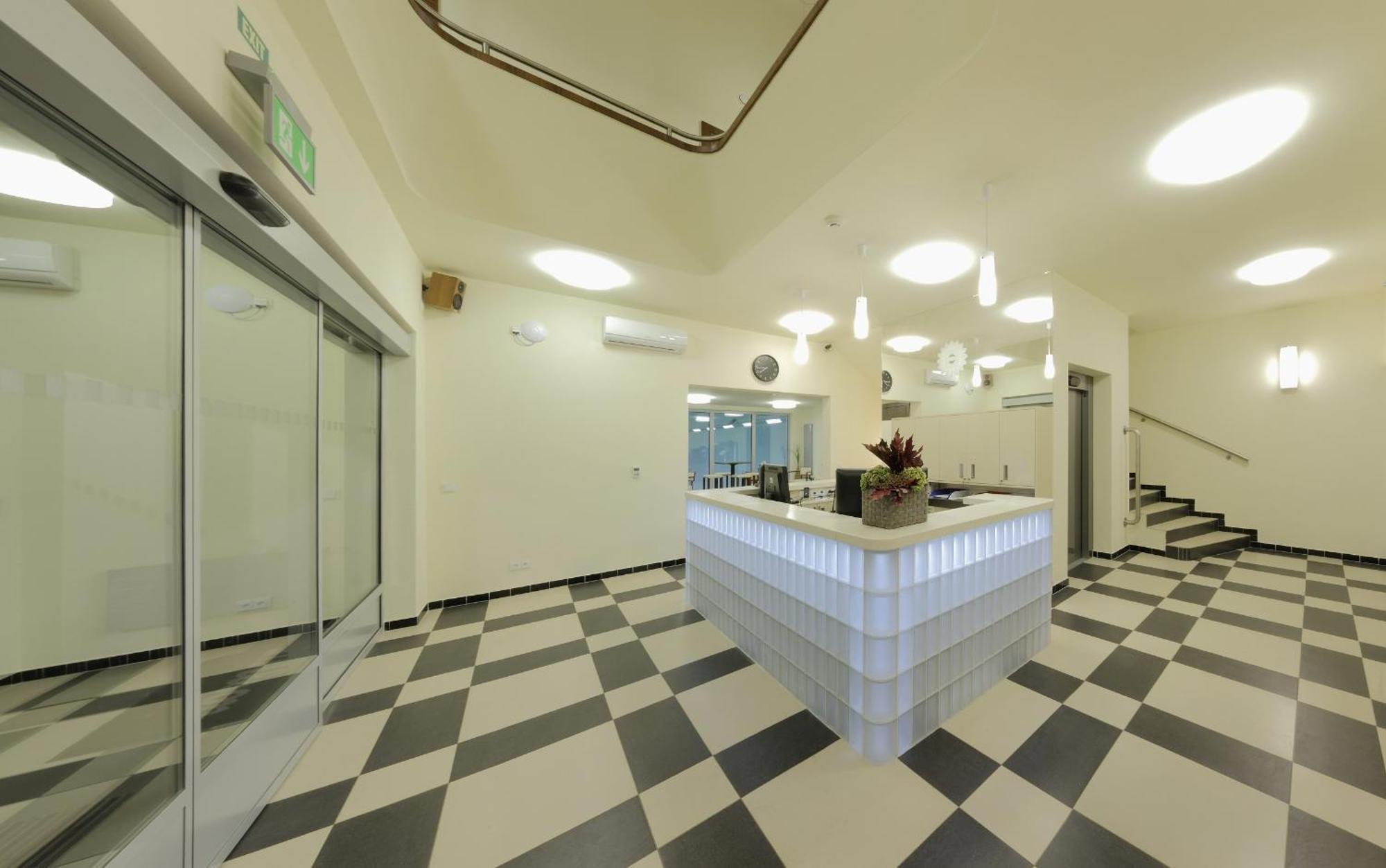 Esmarin Wellness Hotel Mníšek pod Brdy Bagian luar foto
